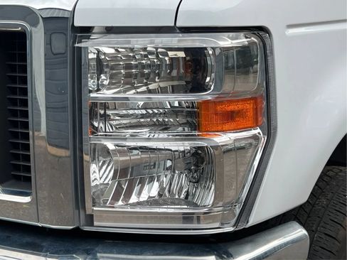 Used 2024 Ford E-350 and Econoline 350 Super Duty w/ Power Windows & Locks Group RWD image 31