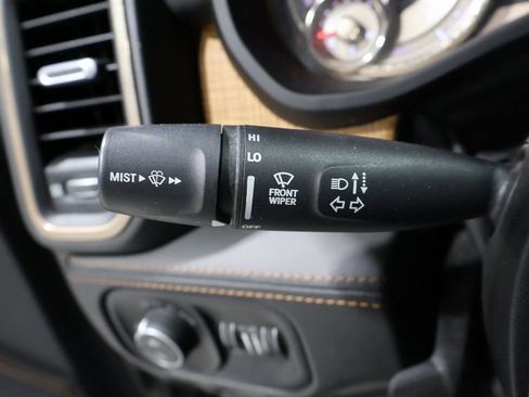 Certified 2019 RAM 1500 Limited image 36