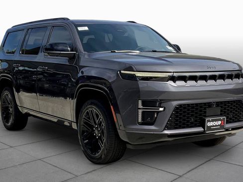 New 2026 Jeep Grand Wagoneer Limited AWD/4WD image 2