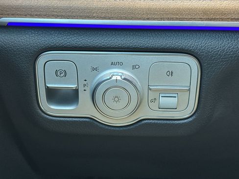 Certified 2020 Mercedes-Benz GLE 350 4MATIC image 32
