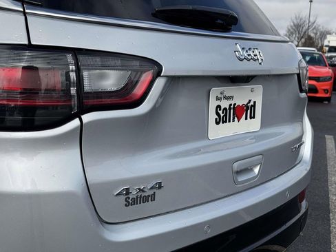 Used 2025 Jeep Compass Limited w/ Elite Group image 10