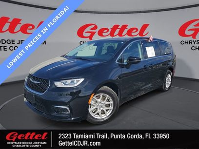 Used 2024 Chrysler Pacifica Touring-L
