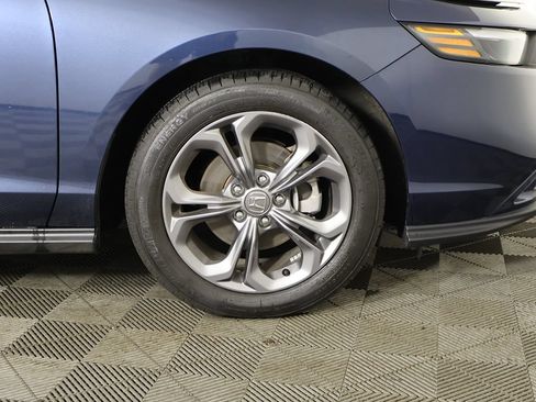 Certified 2024 Honda Accord EX image 22
