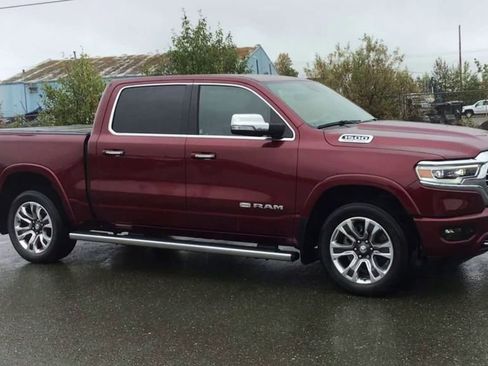 Used 2022 RAM 1500 Limited w/ Body-Colour Bumper Group image 2
