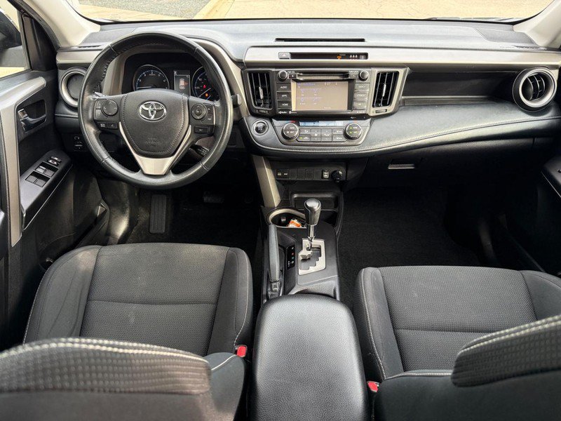 Used 2018 Toyota RAV4 XLE AWD/4WD image 13