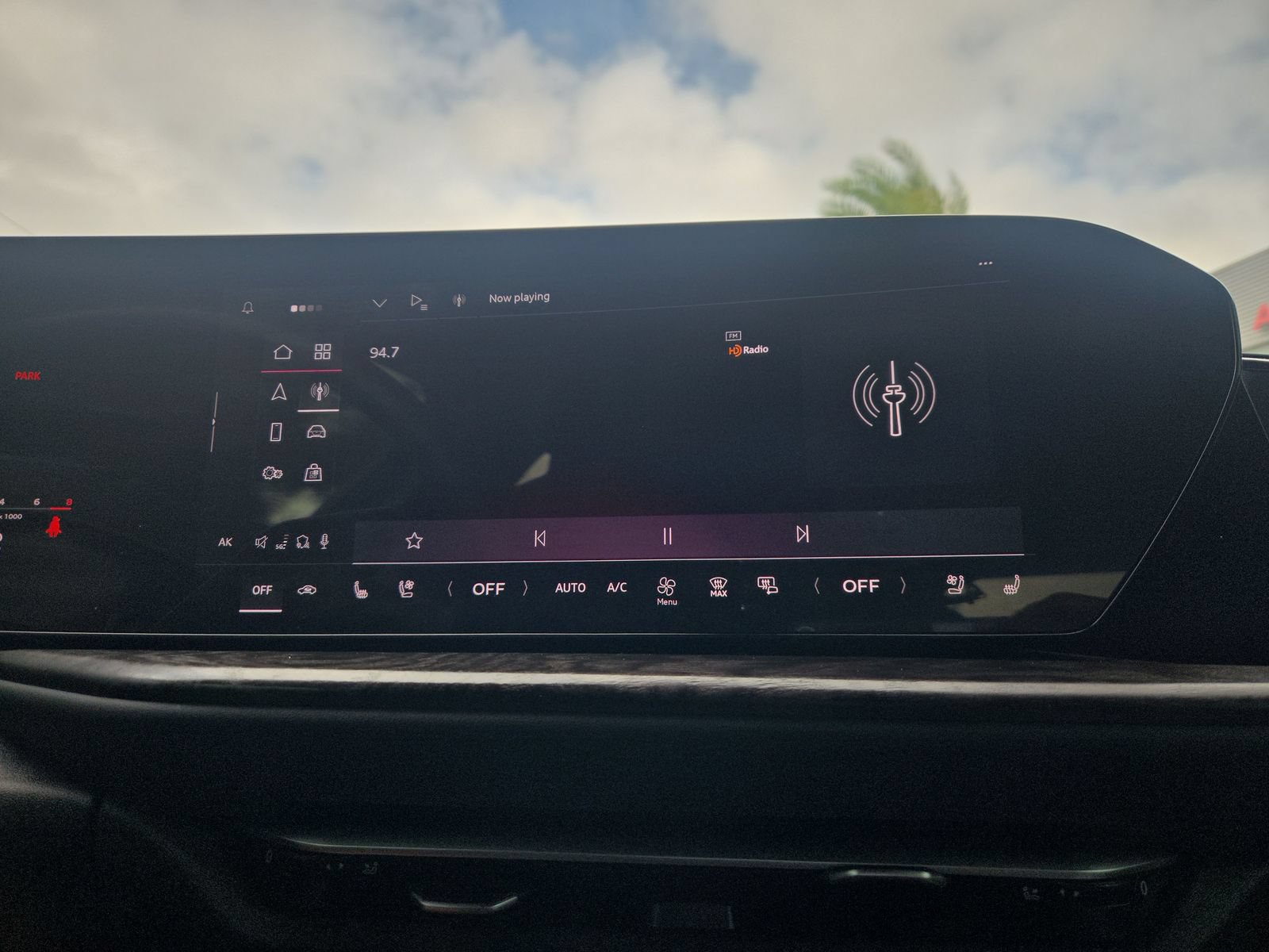 Certified 2025 Audi Q5 Prestige AWD/4WD image 10