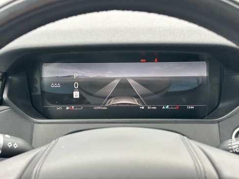 Used 2024 Land Rover Range Rover Velar S image 24