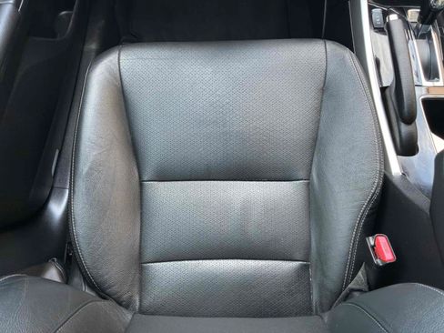 Used 2017 Honda Accord EX-L image 40