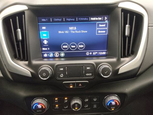 Used 2022 GMC Terrain SLT w/ Elevation Edition image 25