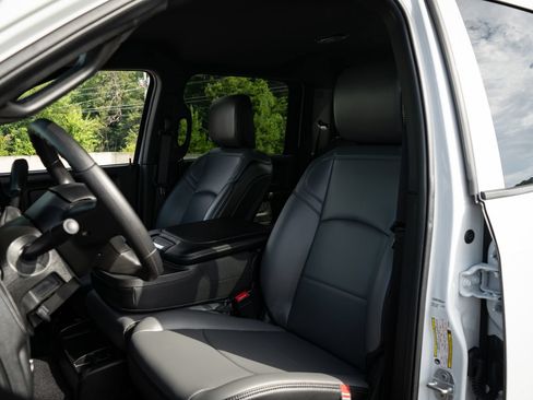 New 2026 RAM 3500 Tradesman AWD/4WD image 15