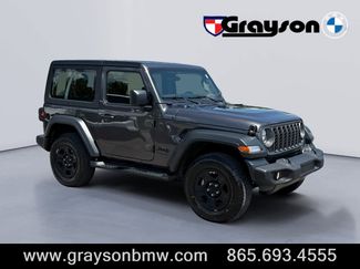 Used 2025 Jeep Wrangler Sport AWD/4WD video 1