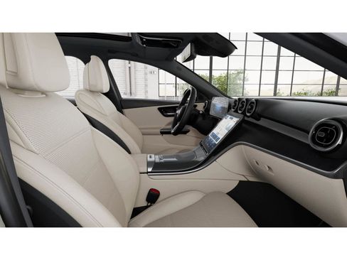 Used 2026 Mercedes-Benz C 300 4MATIC Sedan image 4