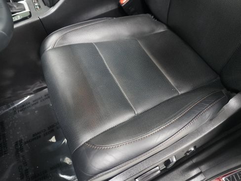 Used 2016 Toyota Highlander Limited FWD image 10