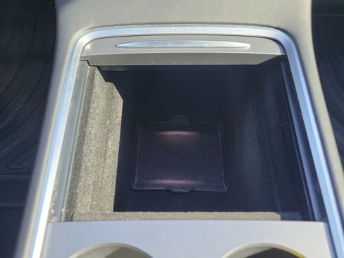 Used 2022 Tesla Model 3 Long Range image 29