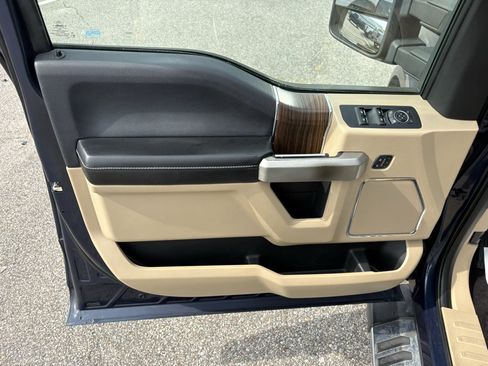 Used 2016 Ford F150 Lariat AWD/4WD image 9