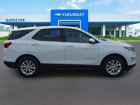 Used 2019 Chevrolet Equinox LT FWD image 6