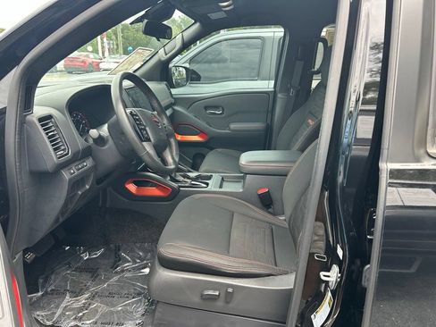 Certified 2022 Nissan Frontier Pro-X w/ Technology Package RWD image 17