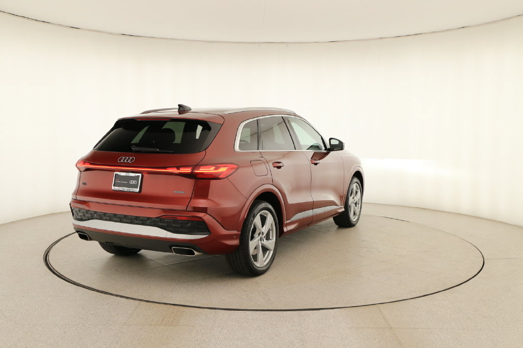 Certified 2025 Audi Q5 Prestige AWD/4WD image 6