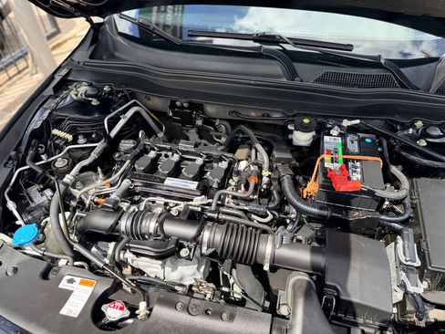 Used 2019 Honda Accord LX image 24