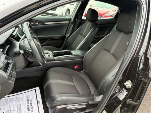 Used 2020 Honda Civic Sport image 15