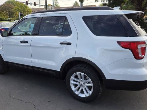 Used 2017 Ford Explorer 4WD image 12