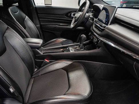 Used 2023 Jeep Compass Altitude image 15