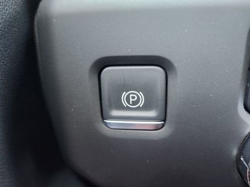 Used 2025 GMC Sierra 3500 Denali Ultimate AWD/4WD image 39