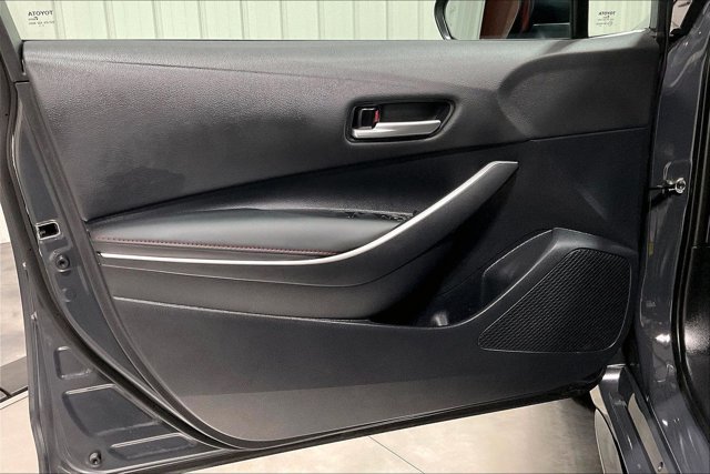 Certified 2025 Toyota Corolla SE w/ SE Premium Package FWD image 24