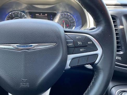 Used 2016 Chrysler 200 Limited w/ Convenience Group FWD image 19