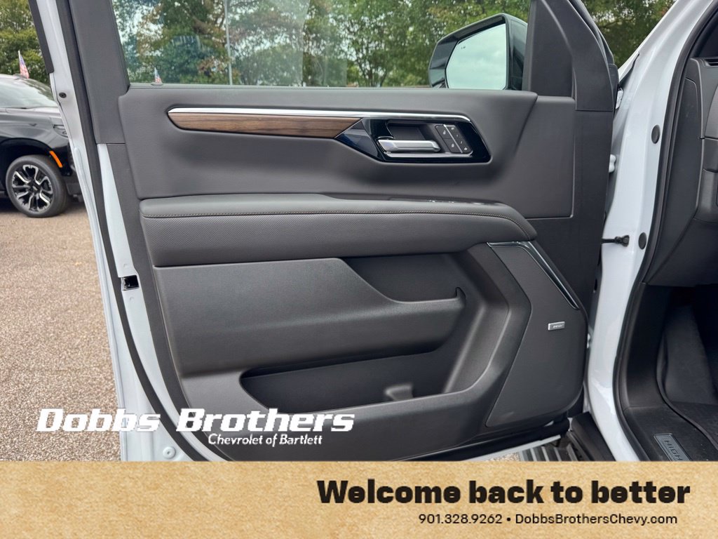 New 2026 Chevrolet Tahoe High Country AWD/4WD image 14