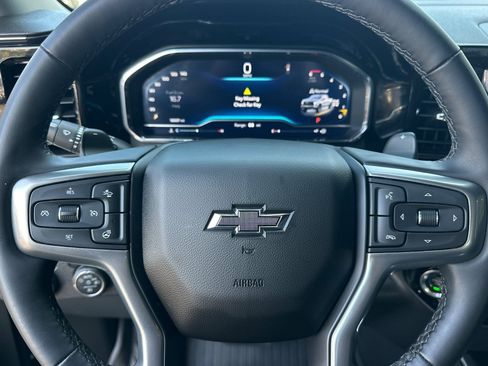 Used 2024 Chevrolet Silverado 1500 LT Trail Boss w/ Convenience Package II image 31