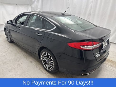 Used 2018 Ford Fusion SE w/ Fusion SE Technology Package image 4
