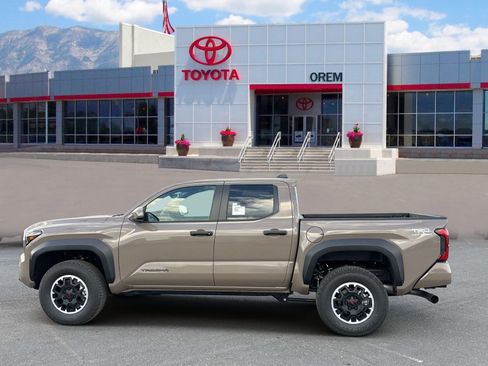 New 2026 Toyota Tacoma TRD Off-Road AWD/4WD image 5