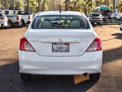 Used 2012 Nissan Versa SL image 5