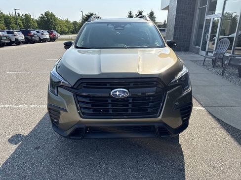 Used 2023 Subaru Ascent Onyx Edition Limited AWD/4WD image 9