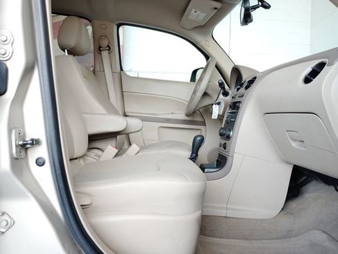 Used 2009 Chevrolet HHR LS FWD image 14