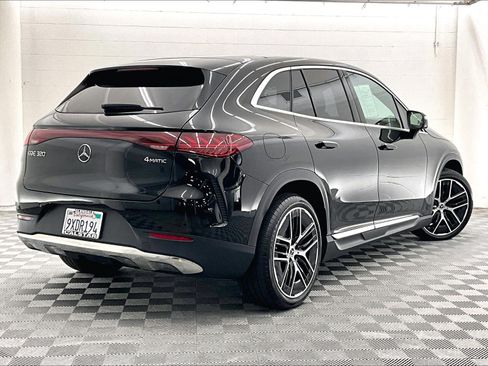 Used 2026 Mercedes-Benz EQE 320 4MATIC SUV image 11
