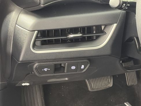 Used 2025 Kia K4 FWD image 12