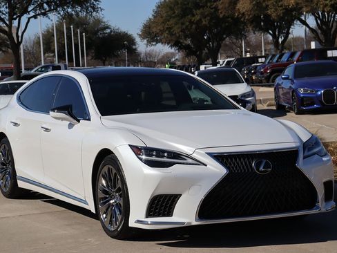 Used 2023 Lexus LS 500 image 3
