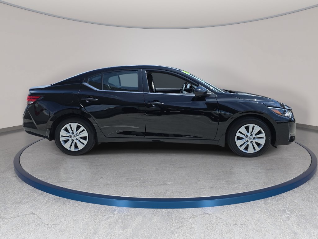 Used 2025 Nissan Sentra S FWD image 5