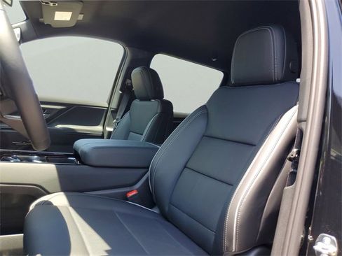 New 2025 Chevrolet Silverado EV LT image 17