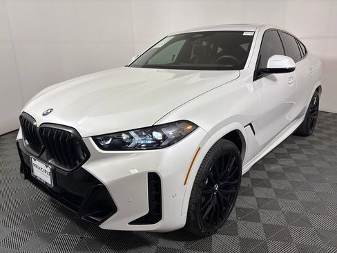 Certified 2026 BMW X6 xDrive40i w/ Climate Comfort Package AWD/4WD image 2