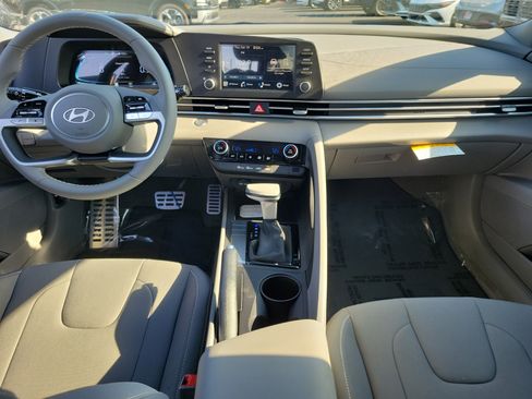 New 2026 Hyundai Elantra Sport FWD image 7
