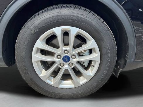 Used 2022 Ford Escape SE w/ Cold Weather Package FWD image 31
