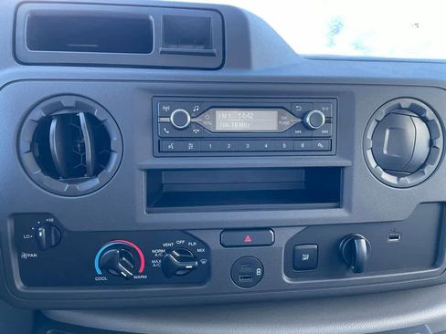New 2024 Ford E-450 and Econoline 450 Super Duty w/ Power Windows & Locks Group image 21