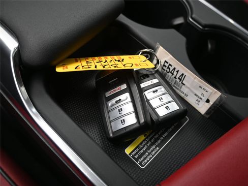 Certified 2022 Acura TLX SH-AWD w/ A-SPEC Pkg image 6