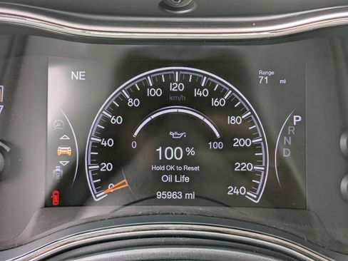 Used 2019 Jeep Grand Cherokee High Altitude RWD image 37