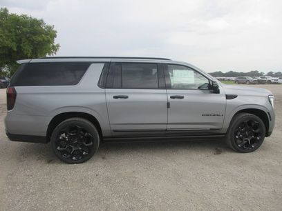New 2026 GMC Yukon XL Denali w/ Denali Reserve Package