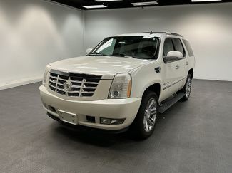 Used 2010 Cadillac Escalade Premium AWD/4WD video 1