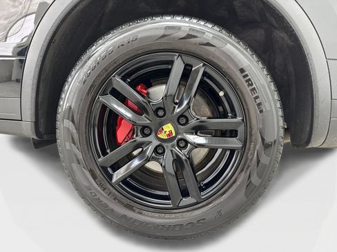 Used 2016 Porsche Cayenne AWD/4WD image 51
